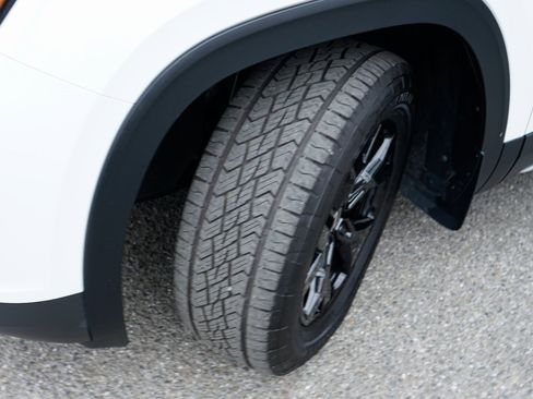 Used 2025 Volkswagen Atlas Peak Edition SE image 49