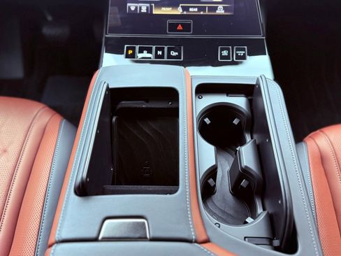 Certified 2026 INFINITI QX80 Autograph image 15