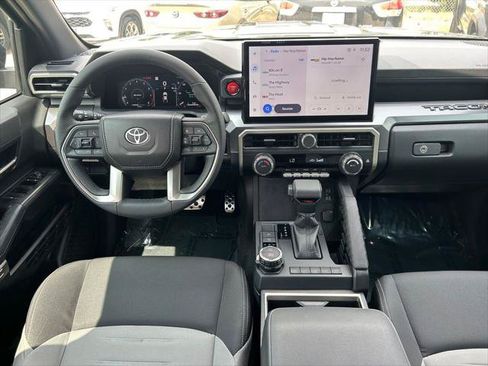 Certified 2026 Toyota Tacoma TRD Sport AWD/4WD image 17