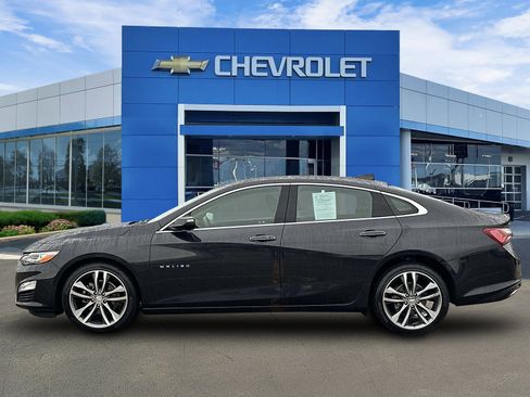 Certified 2022 Chevrolet Malibu Premier image 2