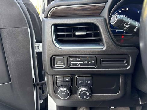 Used 2022 Chevrolet Tahoe Z71 image 21