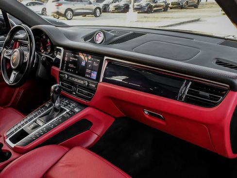 Used 2021 Porsche Macan GTS image 10