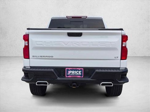 Used 2025 Chevrolet Silverado 1500 LT Trail Boss w/ Convenience Package II AWD/4WD image 6