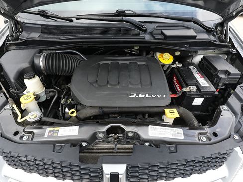 Used 2017 Dodge Grand Caravan GT FWD image 22