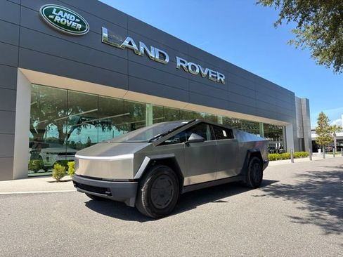 Used 2025 Tesla Cybertruck AWD Crew Cab image 1