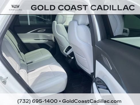 Used 2024 Cadillac Lyriq Sport image 8