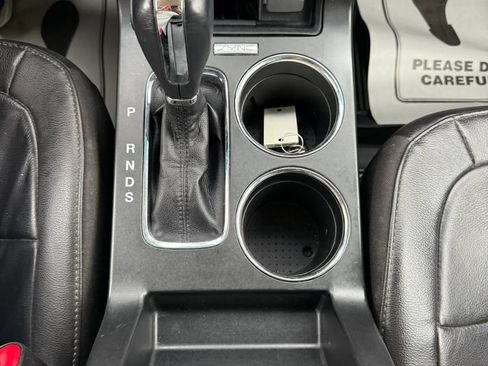 Used 2019 Ford Flex SEL w/ Equipment Group 202A AWD/4WD image 17