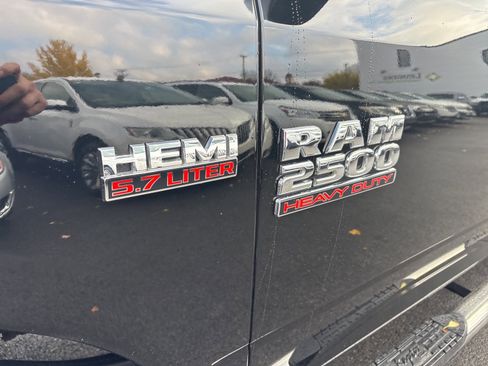 Used 2014 RAM 2500 SLT image 12