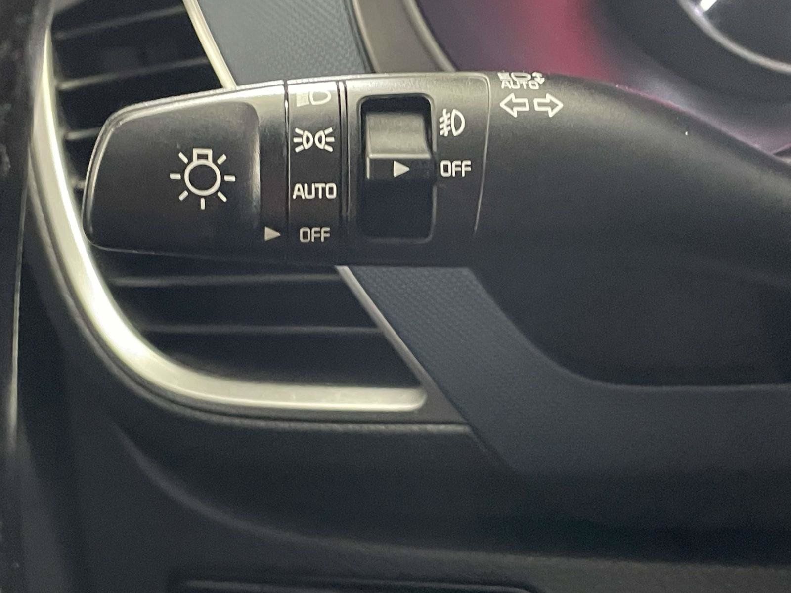 Used 2021 Kia Seltos S AWD/4WD image 24