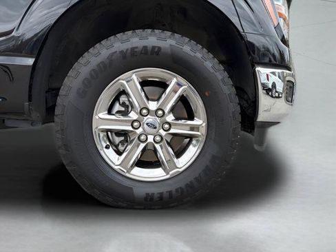 Used 2025 Ford F150 XLT w/ Equipment Group 301A Standard AWD/4WD image 27