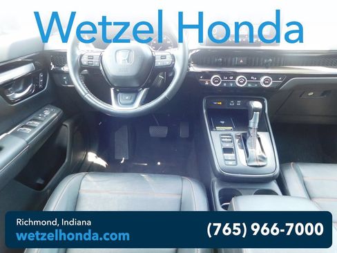 Used 2025 Honda CR-V Sport Touring image 17