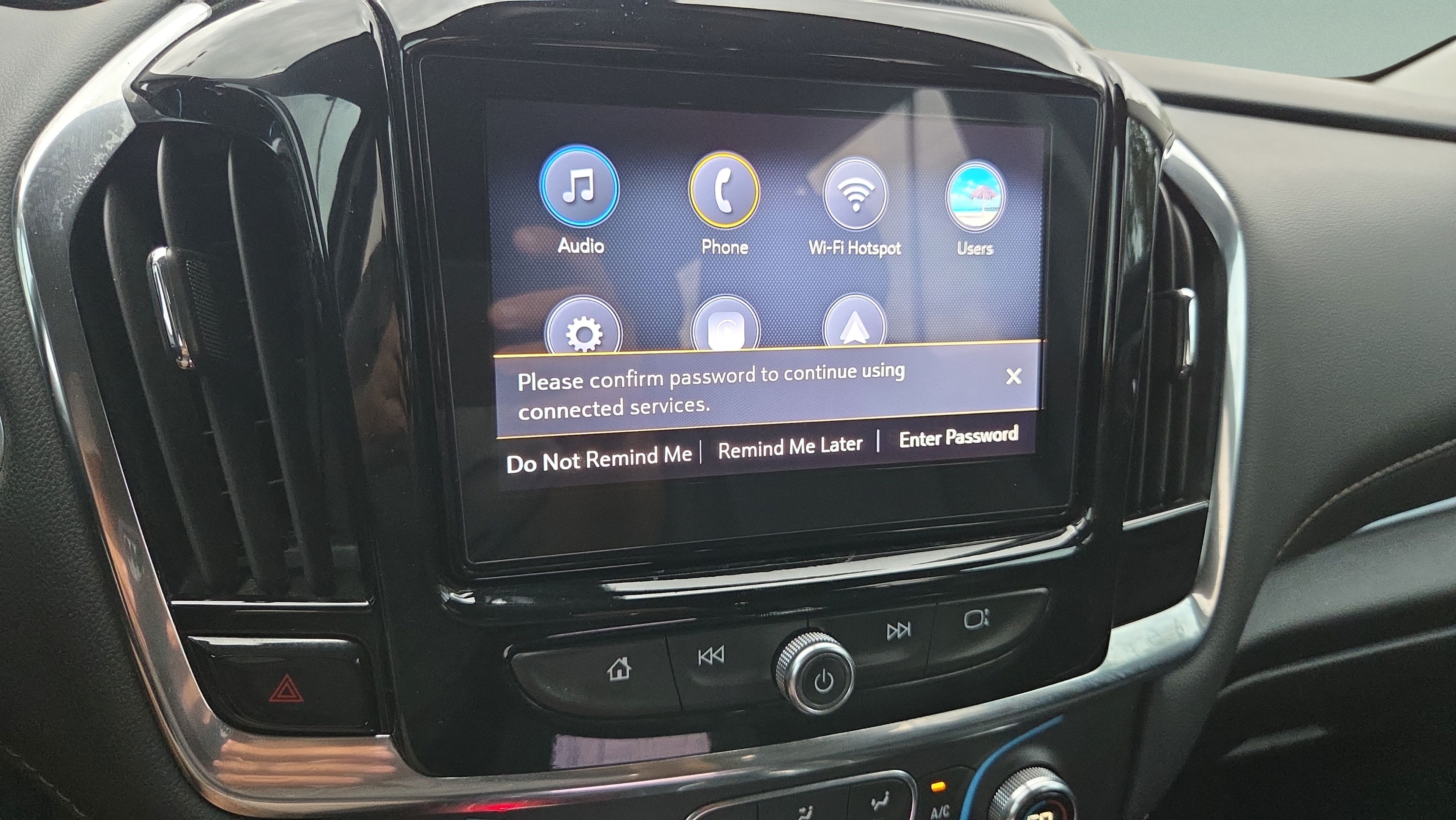 Used 2021 Chevrolet Traverse LT FWD image 27