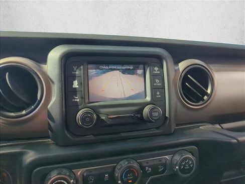 Used 2020 Jeep Wrangler Unlimited Sport image 8