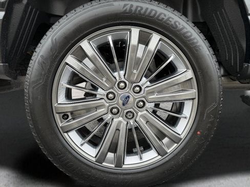 New 2026 Ford F150 Platinum w/ Equipment Group 703A Plus AWD/4WD image 7