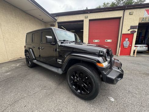 Used 2018 Jeep Wrangler Unlimited Sport S AWD/4WD image 11