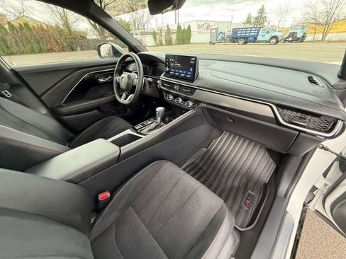 Used 2025 Acura ADX A-Spec image 4