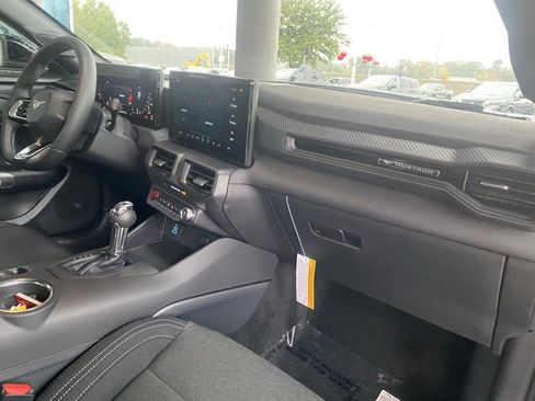 New 2025 Ford Mustang EcoBoost image 27