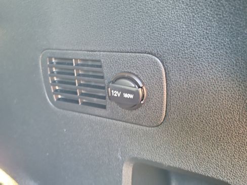 Used 2023 Hyundai Santa Fe SEL image 8