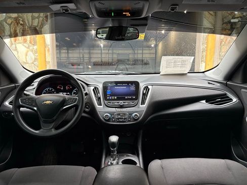 Used 2024 Chevrolet Malibu LS image 19