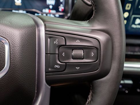 Used 2025 GMC Sierra 1500 SLT AWD/4WD image 24