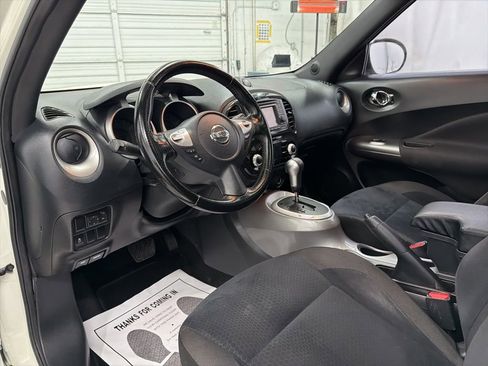 Used 2011 Nissan Juke SV image 13