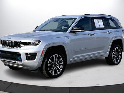 Used 2022 Jeep Grand Cherokee Overland w/ Advanced Protech Group III