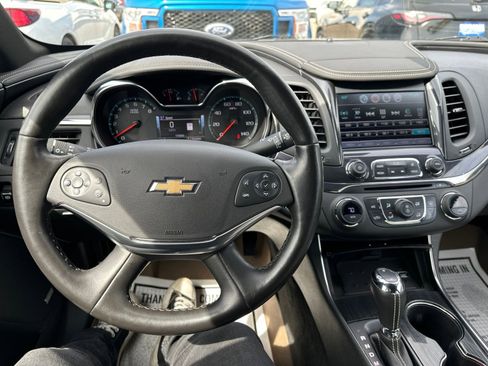 Used 2017 Chevrolet Impala Premier w/ Enhanced Convenience Package FWD image 40