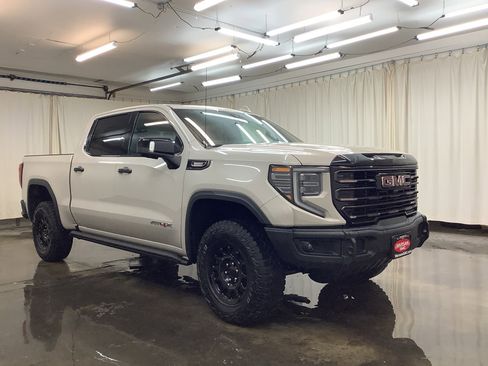 New 2026 GMC Sierra 1500 AT4X w/ AT4X AEV Edition image 4