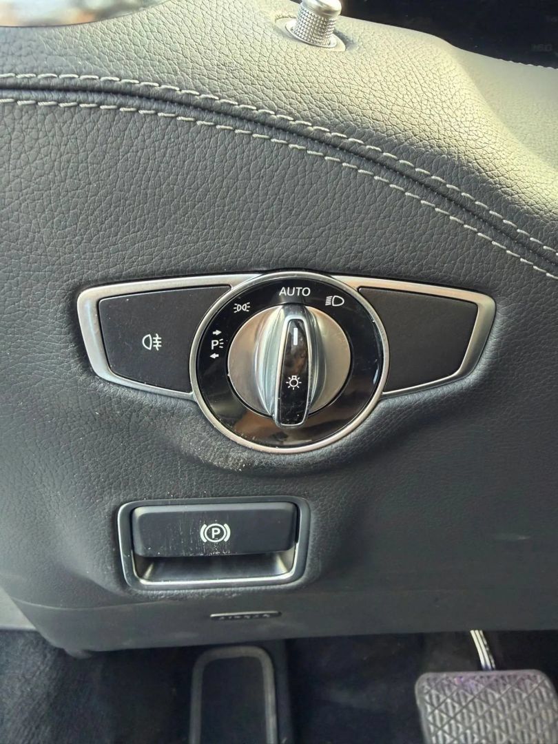 Used 2016 Mercedes-Benz S 550 4MATIC Coupe image 26