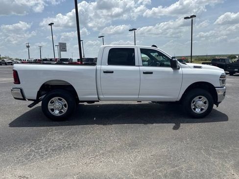 New 2026 RAM 2500 Tradesman w/ Chrome Appearance Group AWD/4WD image 6