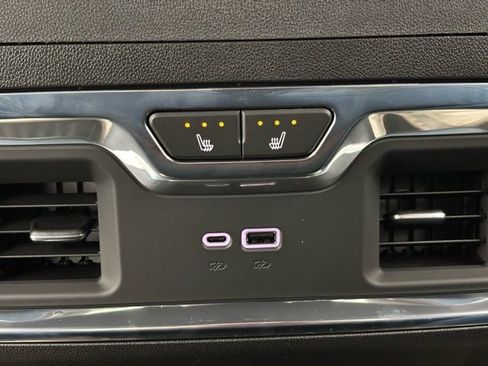 New 2026 GMC Sierra 1500 Denali Ultimate image 9