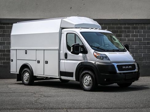 Used 2022 RAM ProMaster 3500 w/ Convenience Group FWD image 2