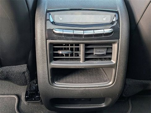 Certified 2025 Cadillac XT5 Premium Luxury image 15