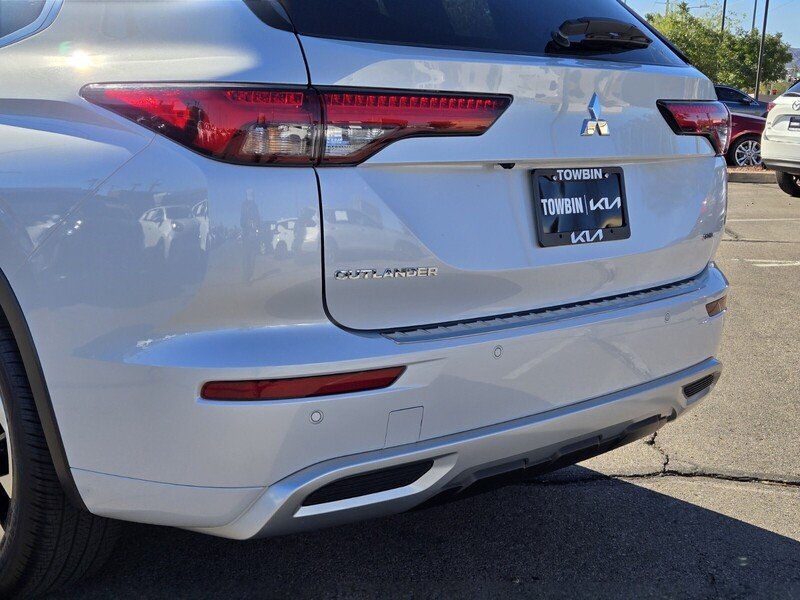 Used 2024 Mitsubishi Outlander SEL FWD image 6