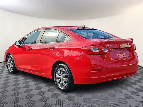 Used 2017 Chevrolet Cruze LS image 3