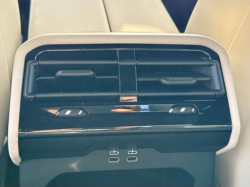 New 2026 BMW 530i w/ Convenience Package image 21