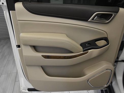 Used 2019 GMC Yukon XL Denali w/ Denali Ultimate Package image 15