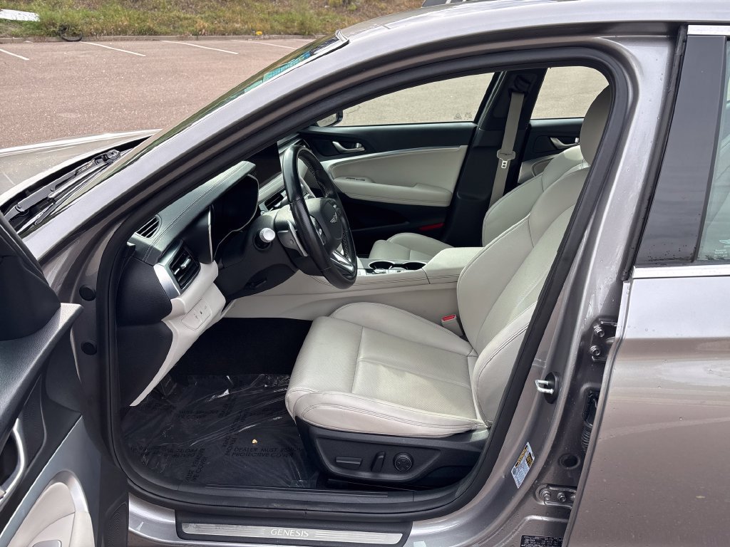 Used 2024 Genesis G70 2.5T AWD/4WD image 10
