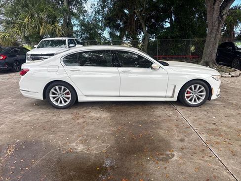 Used 2020 BMW 740i w/ Cold Weather Package RWD image 6