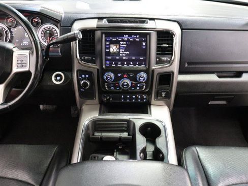 Used 2018 RAM 3500 Laramie w/ Sport Appearance Group AWD/4WD image 7