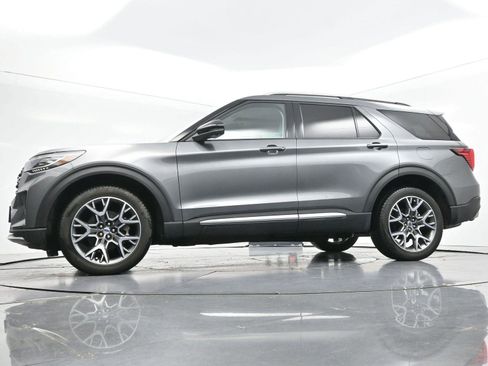 Used 2025 Ford Explorer Platinum w/ Ultimate Package AWD/4WD image 48