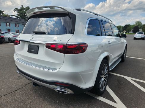 Used 2024 Mercedes-Benz GLS 450 4MATIC w/ AMG Line Exterior image 10
