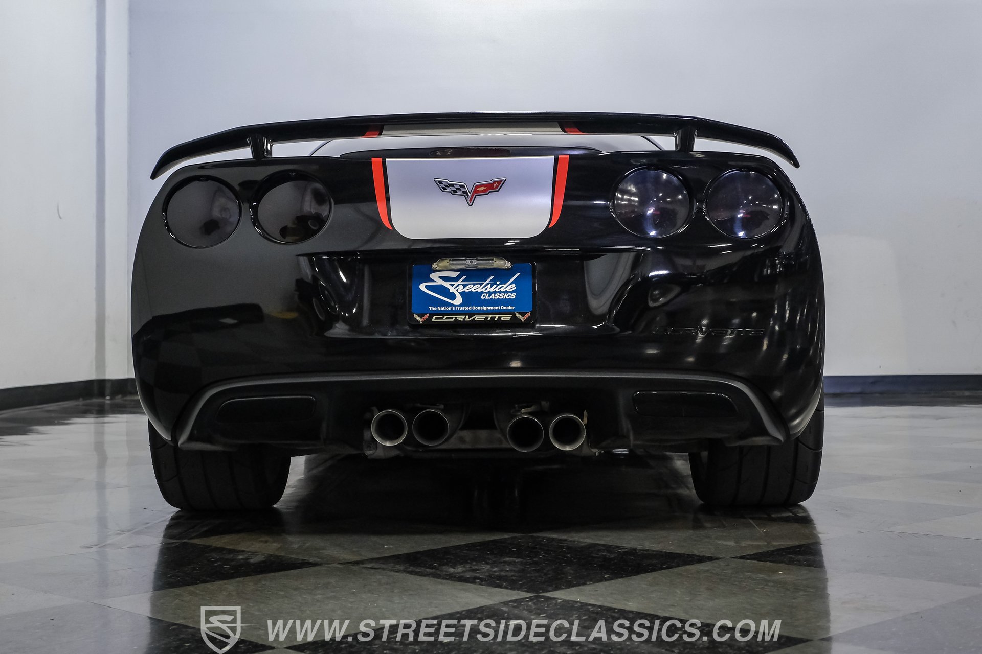 Used 2008 Chevrolet Corvette Coupe w/ Preferred Equipment Group RWD image 32