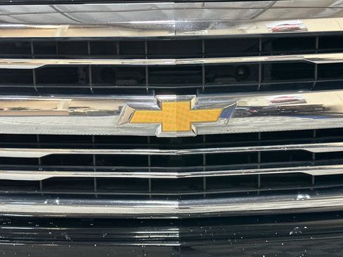 Used 2017 Chevrolet Silverado 1500 High Country w/ High Desert Package image 44