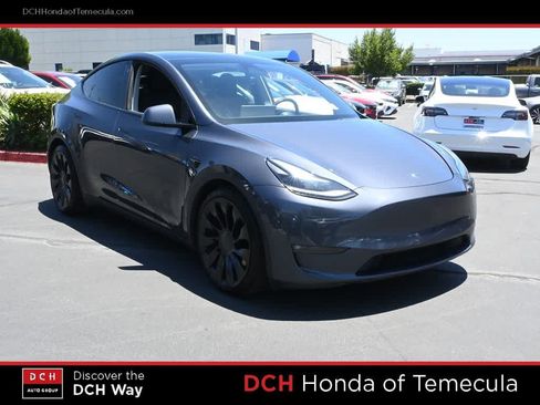 Used 2022 Tesla Model Y Performance AWD/4WD image 3