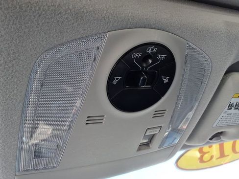 Used 2013 Toyota Prius Three w/ Solar Roof Pkg image 15