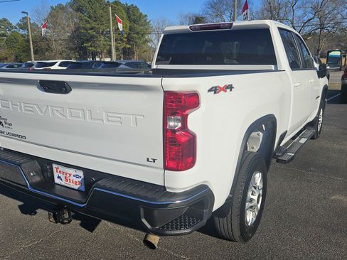 Used 2025 Chevrolet Silverado 2500 LT w/ Convenience Package image 6