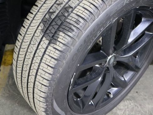 Used 2024 Land Rover Range Rover Velar Dynamic SE image 44