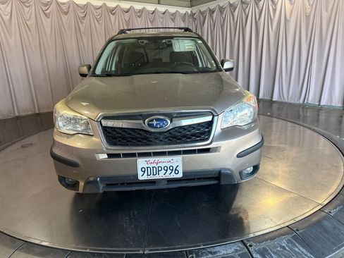 Used 2016 Subaru Forester 2.5i Premium AWD/4WD image 2