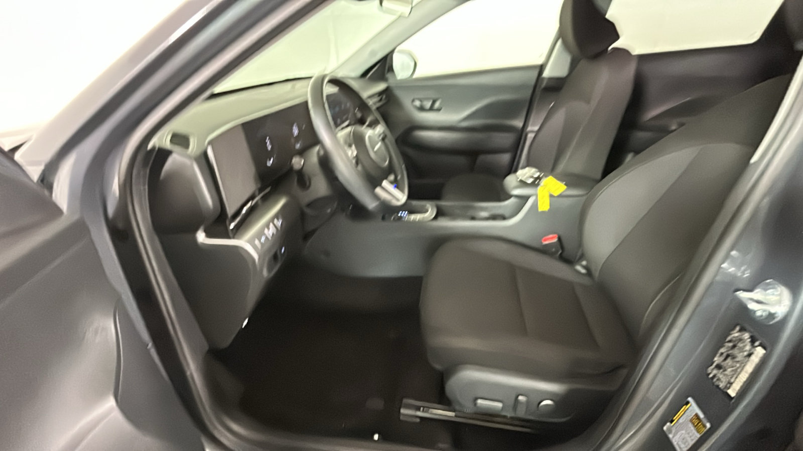 Used 2024 Hyundai Kona SEL AWD/4WD image 14